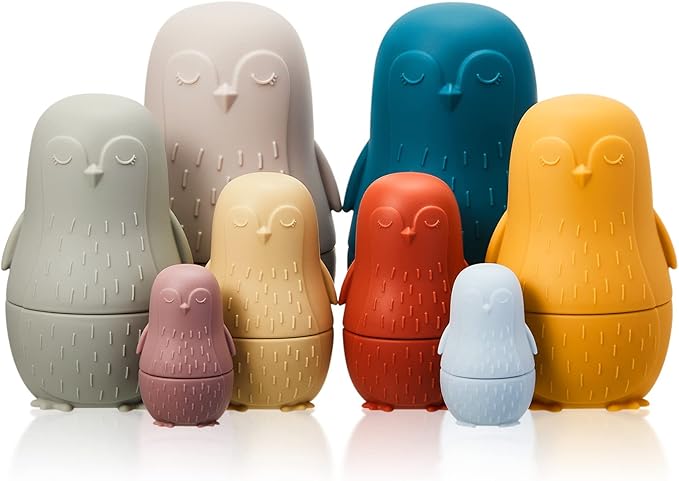 Chivao 8 Pieces Russian Nesting Dolls Silicone Matryoshka Doll Educational Stacking Nesting Dolls for Toddlers Vivid Food Grade Baby Teether for Kids, Gift for Kids(Penguin)