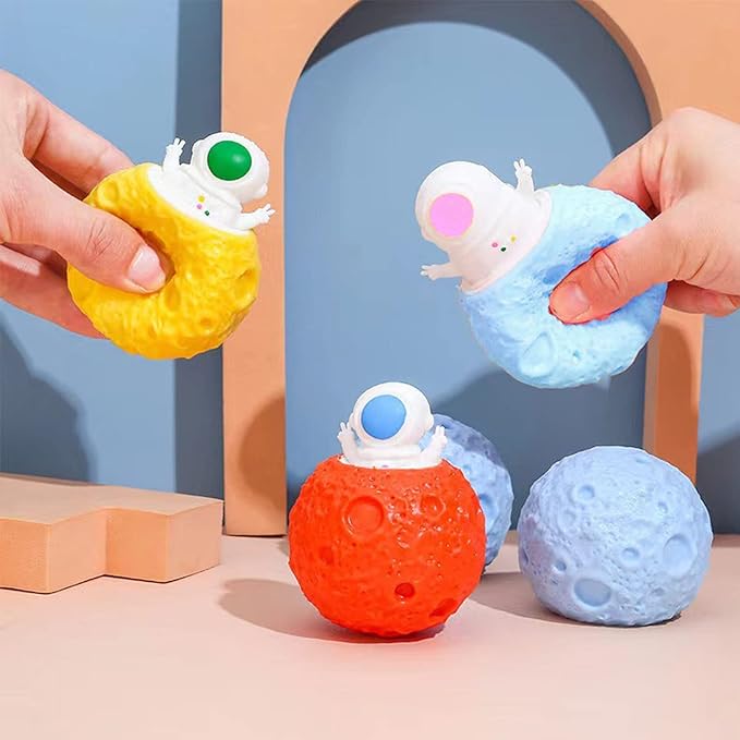 3 PCS Set Squeeze Toys Squishes Toy Decompression Evil Astronaut Space Cup Squeeze Toys,Sensory Fidget Toys,Stress Relief for Kids & Adult Tricky Funny Novelty Toy