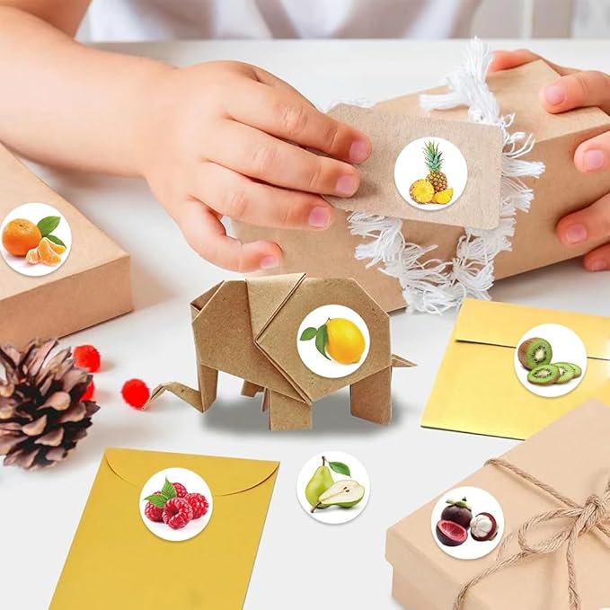 500Pcs Small Fruit Stickers,10 Design Realistic Food Stickers Colorful Waterproof Vegetable Fruit Decals for Laptop IPAD Ebook Reader Water Bottle Waterproof Aesthetic Sticker for Boys Girls Teens