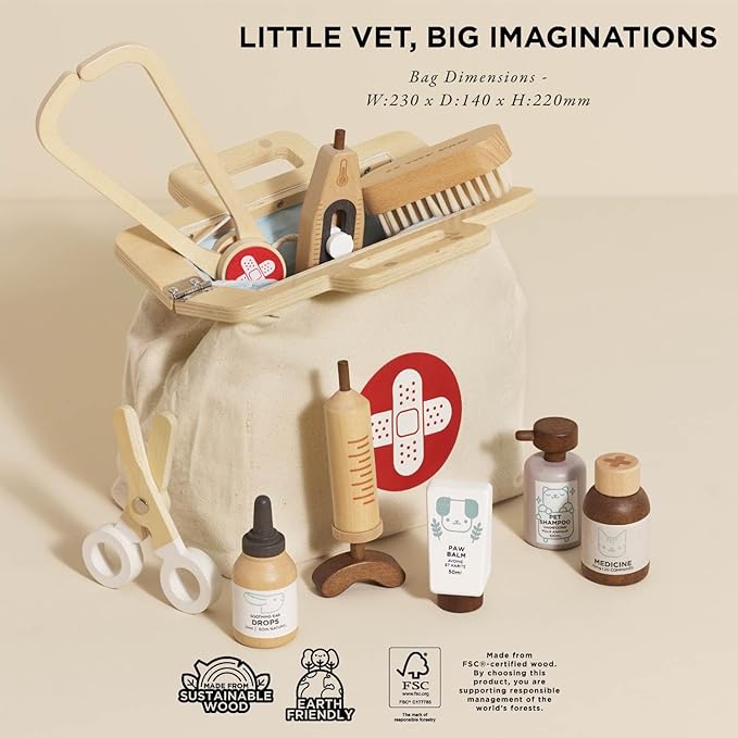Le Toy Van – Animal Vet Set | Wooden Role Play Set - Suitable for Ages 3+ Years
