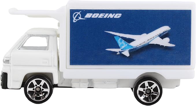 Daron Airport Playset – Boeing 787 – Die-Cast Metal Airplane Toy with Plastic Accessories and Vehicles for Kids Ages 3+