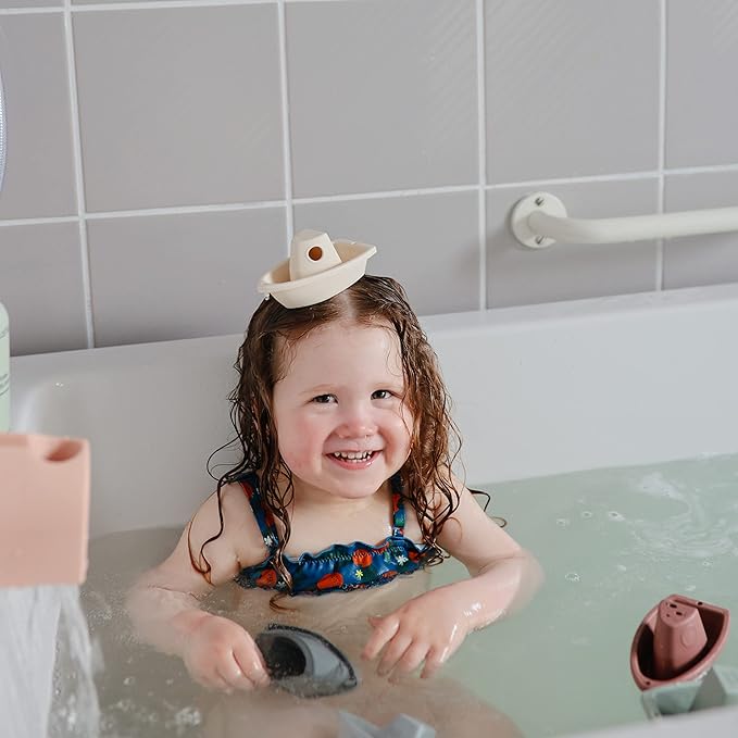 mushie Stackable Bath Boats Toy (Ocean) | Floating Bathtub Toys for Baby & Toddler, Set of 5 | Made in Denmark