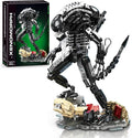 HIGH GODO Alien Mech Xenomorph Warrior Building Sets for Adult, Horror Action Figure Toy with Base,Gifts for Boys Aged 8-14, Perfect for Birthdays Christmases Halloweens, 882 Pieces