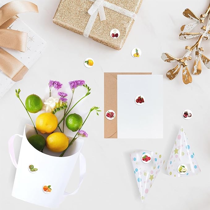 500Pcs Small Fruit Stickers,10 Design Realistic Food Stickers Colorful Waterproof Vegetable Fruit Decals for Laptop IPAD Ebook Reader Water Bottle Waterproof Aesthetic Sticker for Boys Girls Teens