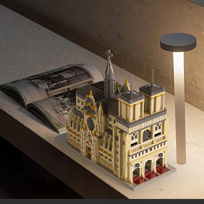 Micro Mini Notre Dame Cathedral Building Block Set, Famous Architecture, 2908 Pieces, Gifts for Kids and Adults