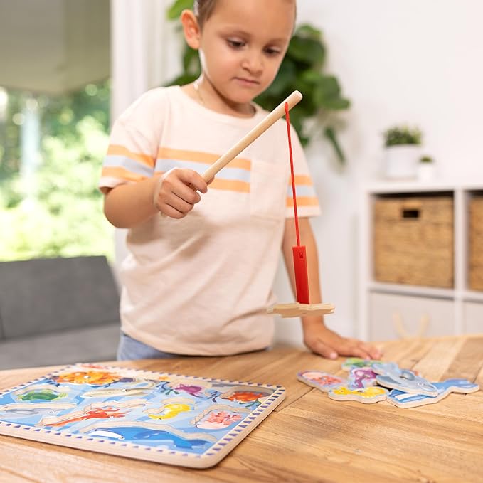 Melissa & Doug Magnetic Wooden Fishing Game and Puzzle With Wooden Ocean Animal Magnets