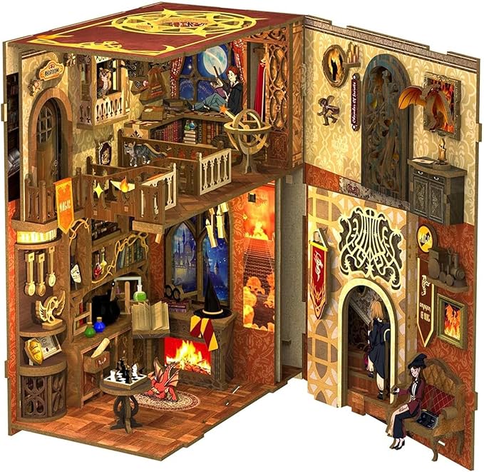 Fsolis Book Nook Kit, DIY Miniature Room House Kit 3D Wooden Puzzle Craft Kit for Adults Decorative Bookend Bookshelf Bookcase Nook Decor Gifts for Women Teens and Book Lovers (Flam Common Room)