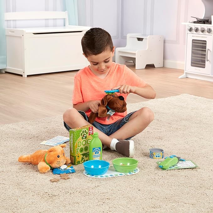 Melissa & Doug Feeding and Grooming Pet Care Play Set Pretend Play Vet Toy Veterinarian Kit for Kids
